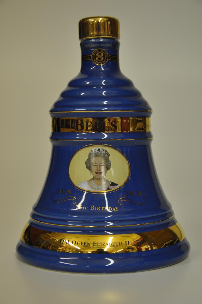 Bells Queen\'s 75th Birthday 1926-2001 - Ceramic Decanter