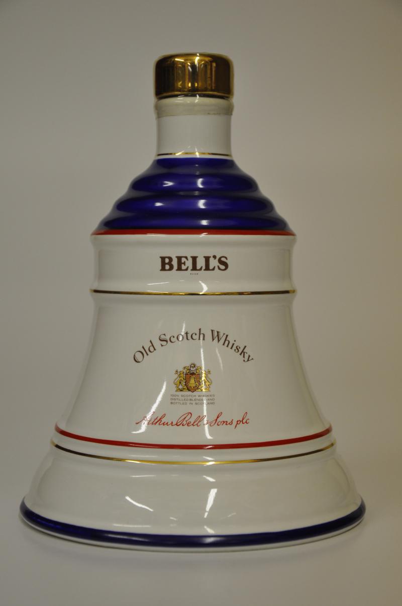 Bells The Birth Of Princess Beatrice 1988 - Ceramic Decanter