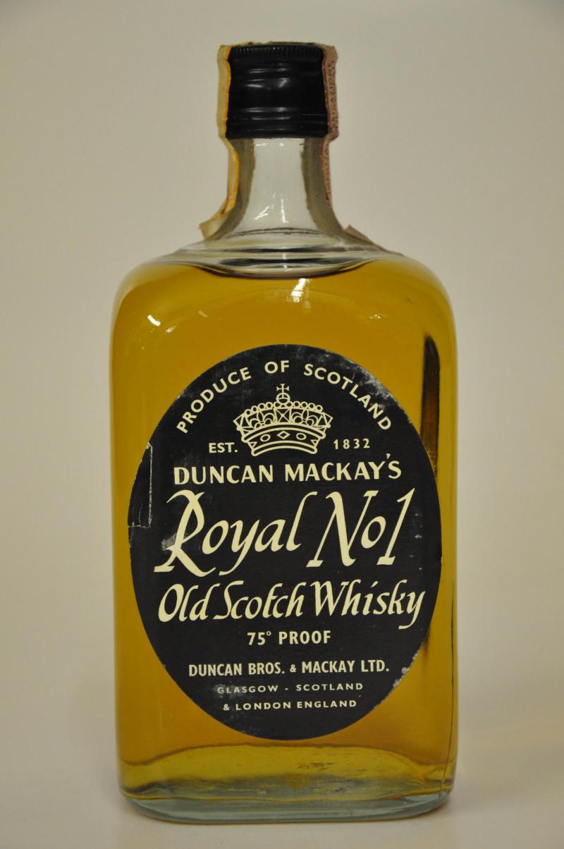 Duncan Mackay\'s Royal No1 Blended Scotch Whisky