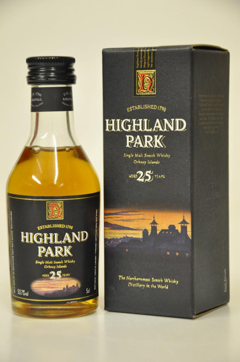 Highland Park 25 Year Old Miniature