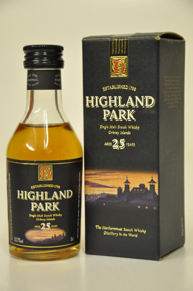 Highland Park 25 Year Old Miniature