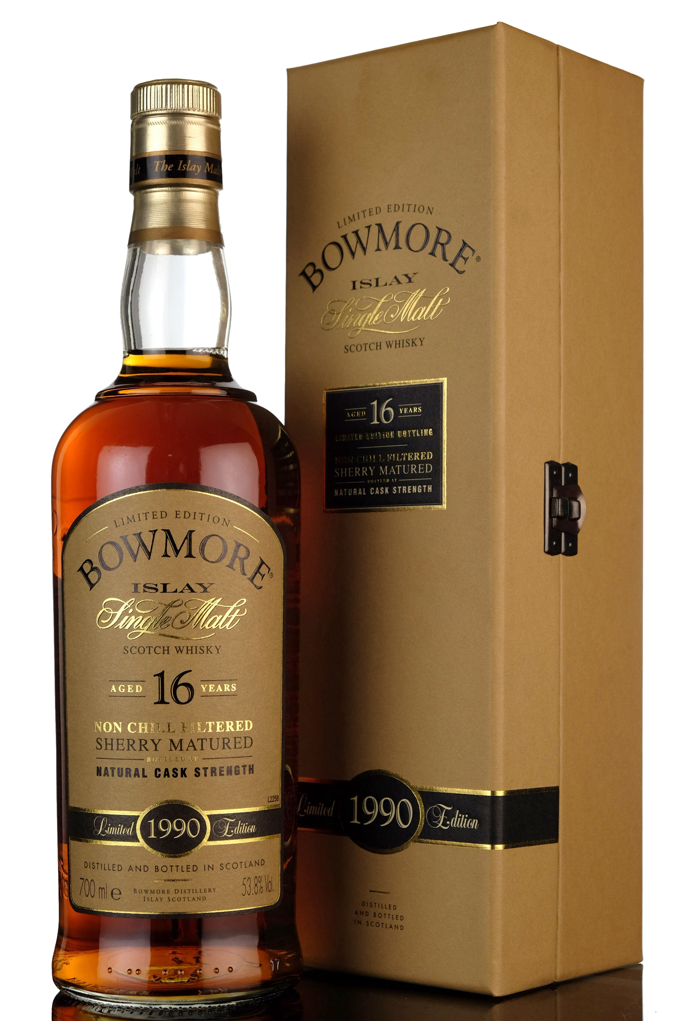Bowmore 1990 - 16 Year Old