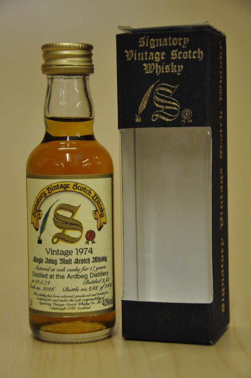 Ardbeg 1974 - Signatory Vintage Miniature