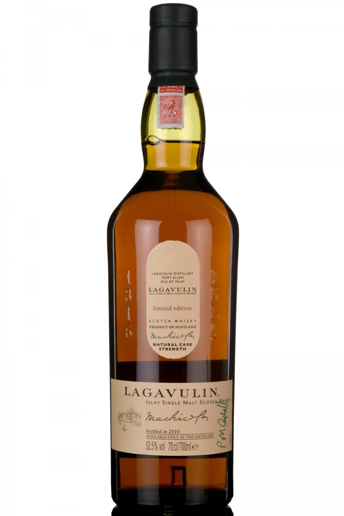 Lagavulin Distillery Only 2010